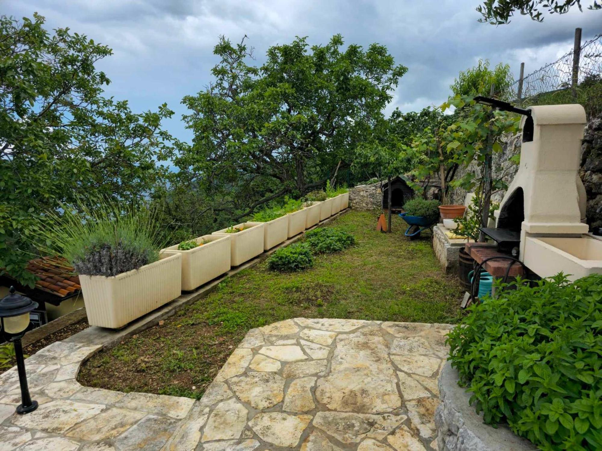 Villa Kuca Za Odmor Ameli Mošćenička Draga Exterior foto